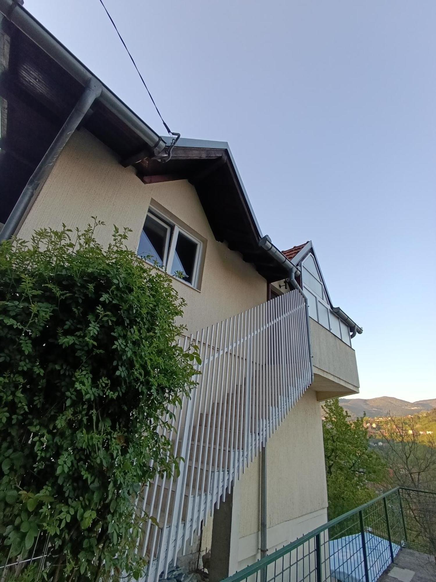 Saraj Heights House 公寓